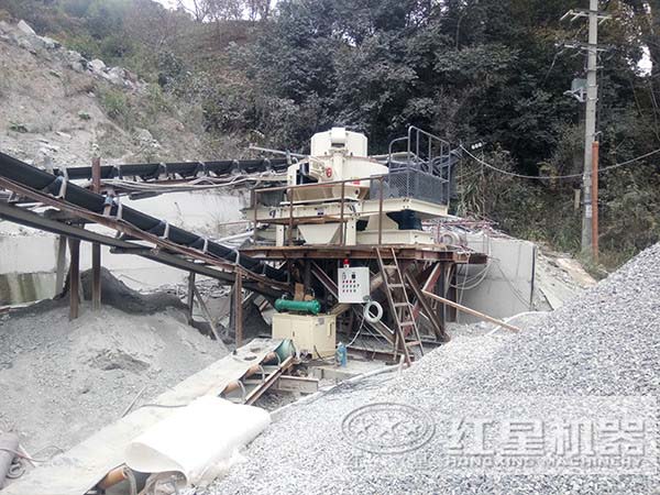 大型制沙機生產現(xiàn)場
