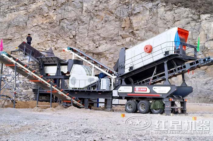 三合一移動破石機加工現場 三合一移動破石機加工現場
